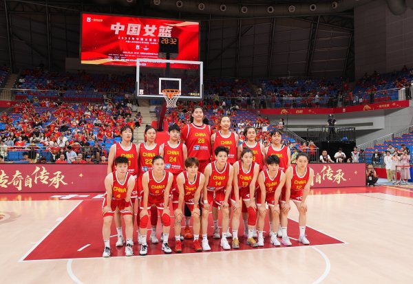 中新网：中国女篮赛前热身  赛四战连捷 亚洲杯准备比赛  初