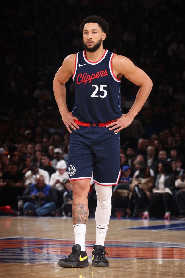 专心钓鱼？16状元29岁或退役！本-西蒙斯NBA生涯薪资总额