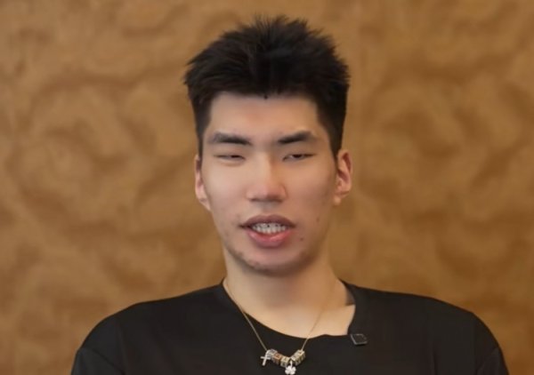 余嘉豪：我在打CBA之前 以及过程中一直有过去海外进步  的