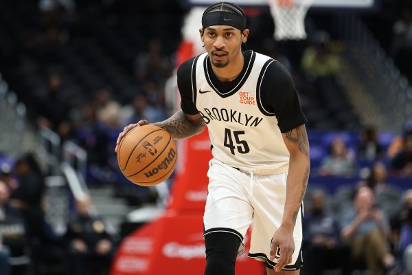 上赛季场均10.6分3.8板2.2助！Scotto：篮网裁掉