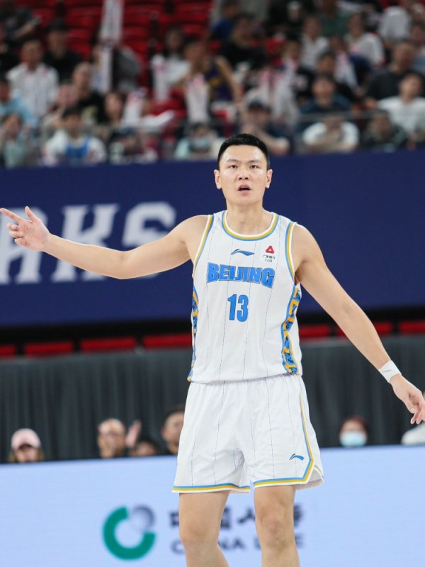 朱彦西退役！媒体人：球员转型当指导教练员最好有个过渡期 别转