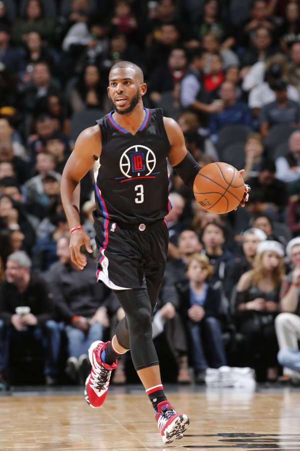 科林斯：保罗投射准得离谱 他一如既往地扮演运动活动    场