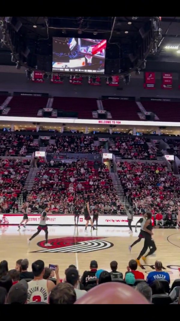 这球真帅！杨瀚森和乐福掩护配合 面对克林根小手一抖强势高打板