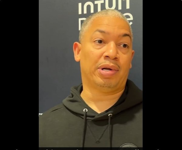 卢：大洛能守护危险区域  干扰对手投射 他最近投进了大量远投