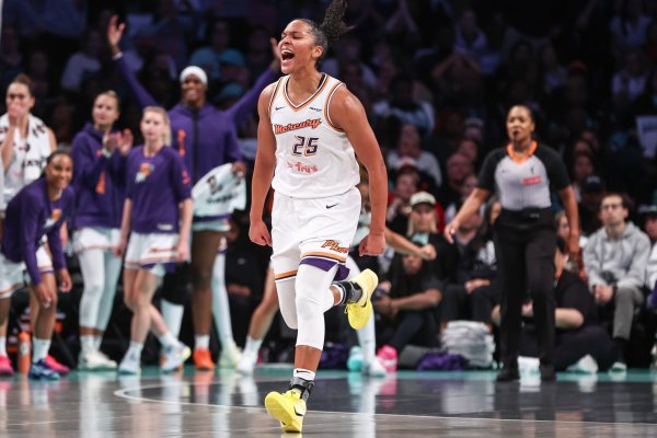 艾莉莎-托马斯季后赛助功  数达391次 登顶WNBA历史季