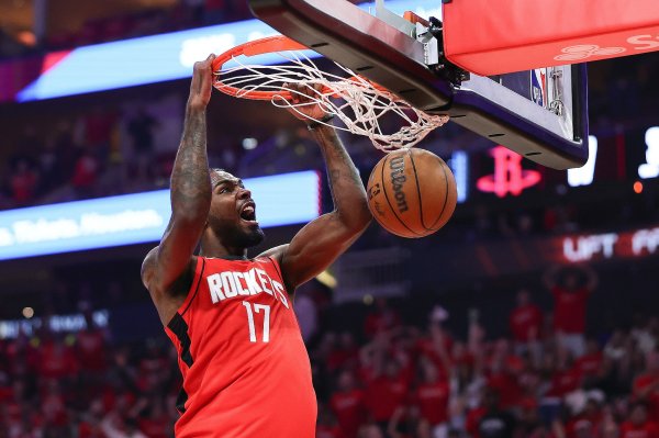 高效！伊森出战10分43秒 8中5得到10分6板2助