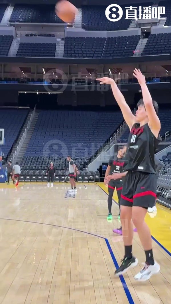 带着策略  去练习  ！杨瀚森练习模拟掩护之后的接盘带  三