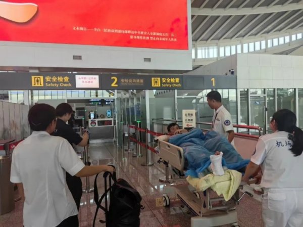 关于球员黄威手术情况通报：手术时间现已确定，计划10月10日