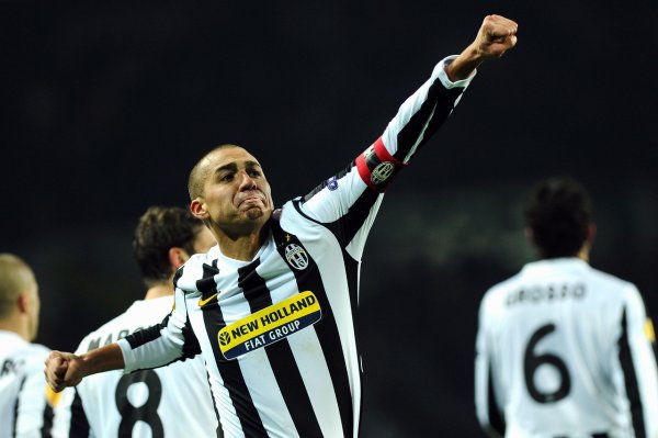 特雷泽盖：04年本可以加盟巴萨，但新任主帅卡佩罗打电话挽留了