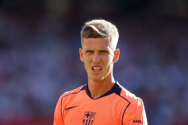 西媒：奥尔莫左腿比目鱼肌撕裂，预计将伤停3至4周