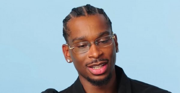 你是如何保持稳定？亚历山大：尽量让生活中每件事都保持规律