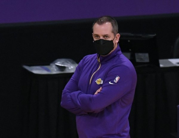 湖人夺魁  5周年！沃格尔：无论在园区还是斯台普斯 我们都会