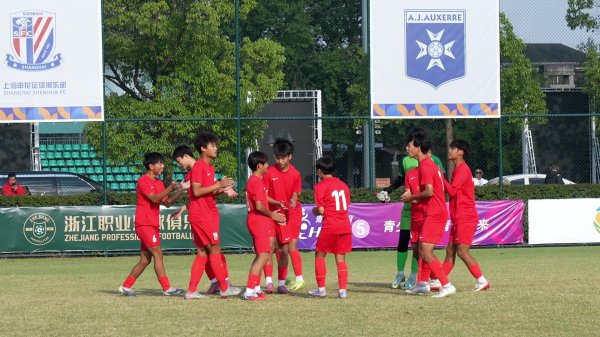 法国欧塞尔vs大区青训中心U14出色  集锦