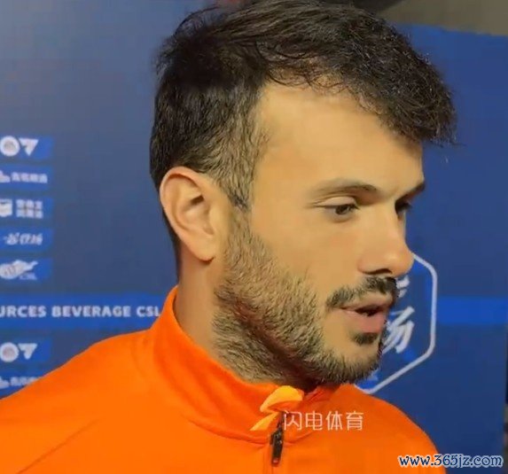 24球领跑射手榜！卡扎伊什维利：没想太多荣誉，主场作战  踢