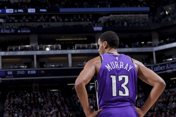 5年1.4亿提前续约！基根-穆雷：几年前我连一级大学的off