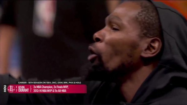 倒反天罡反客为主🤣！杜兰特赛前嘟嘴狂嘘现场雷霆球迷