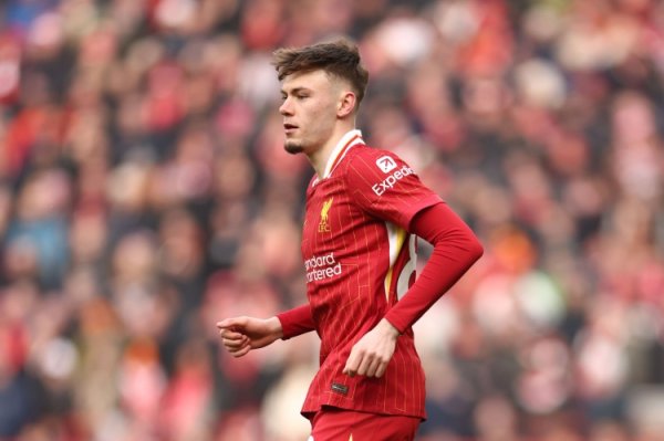 BBC：利物浦新星布拉德利闪耀全场，而阿诺德遭遇主场作战  