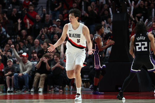 媒体人：杨瀚森调整能力值得认可 他下一场可以给我们一个惊喜